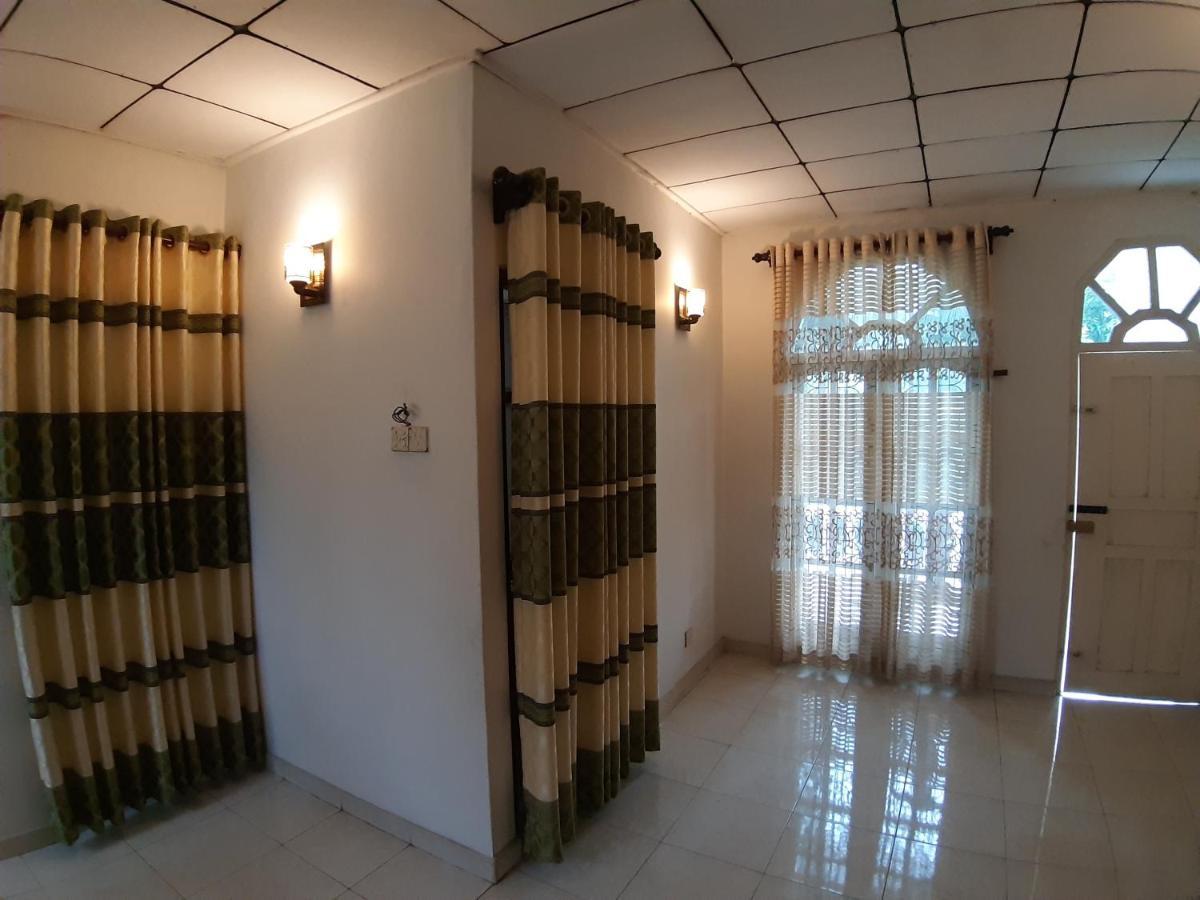 Hellen Homestay Negombo Exterior foto