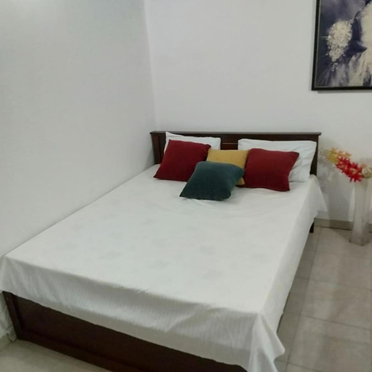 Hellen Homestay Negombo Habitación foto
